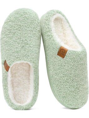 Women Green Pull-On Curly Fleece House Shoes Warm Indoor Outdoor Fuzzy Slippers